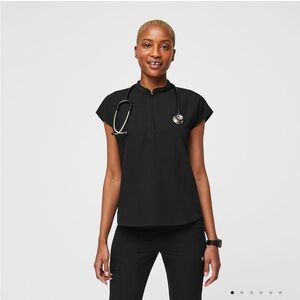 XS Rafaela Oversized Scrub Top